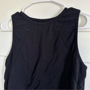 Athleta top